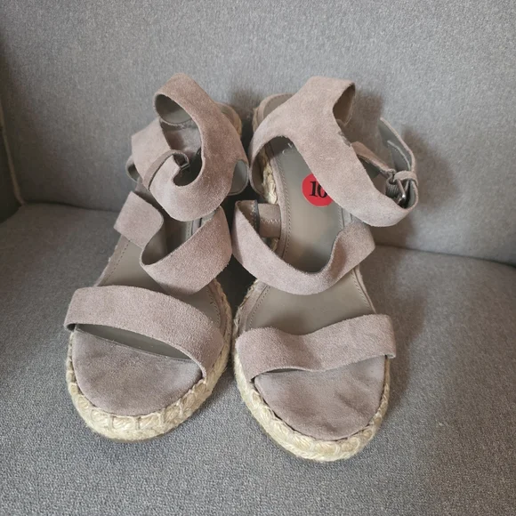 Vince Camuto Wedge Sandals - Picture 3 of 12